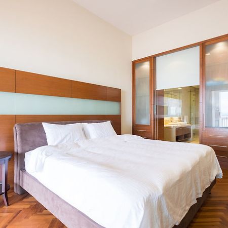 Home Suites By Marina Tanjung Bungah  Exterior photo