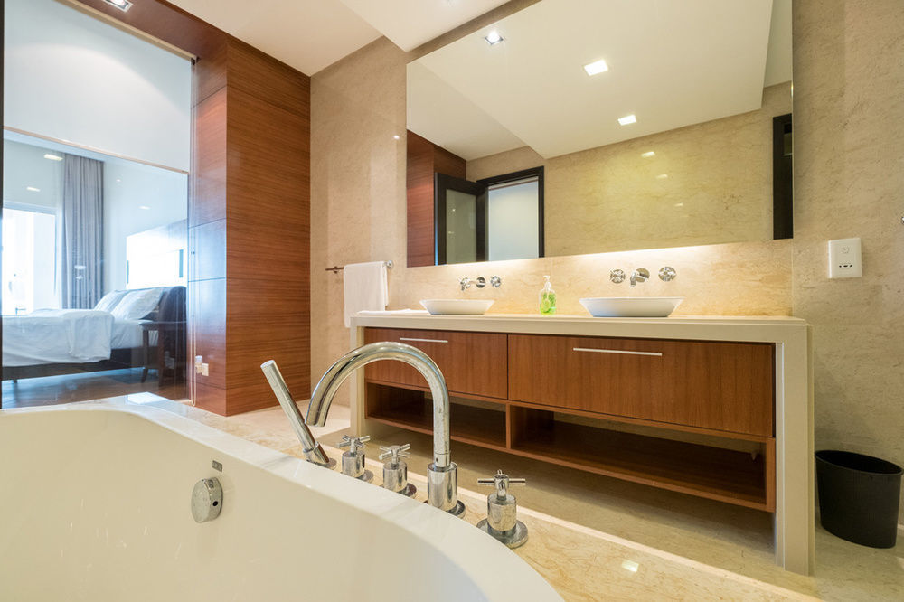Home Suites By Marina Tanjung Bungah  Exterior photo
